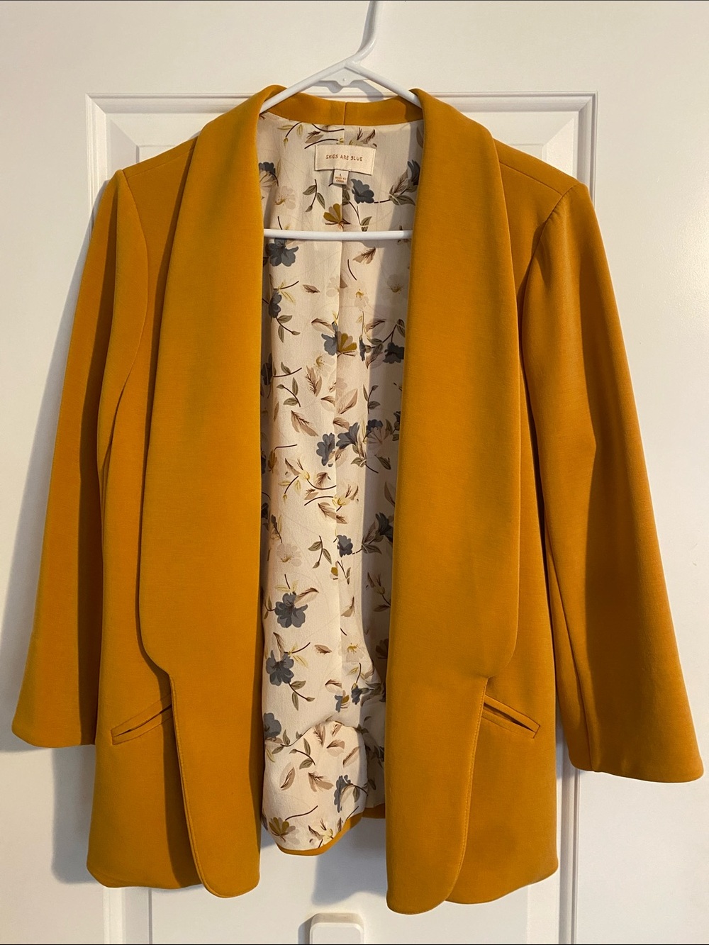 Casual Mustard Blazer with Three Quarter Sleeves